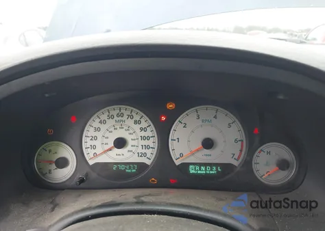 2005 Chrysler Town & Country Touring z USA, uszkodzony, nr VIN 2C8GP54L95R208286